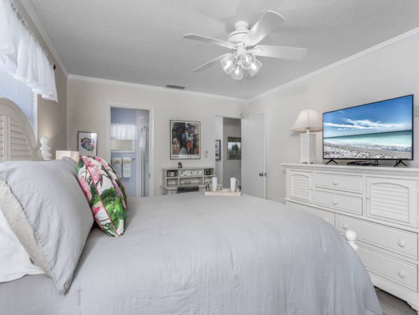 Siesta Key Beachfront Two Bedroom Vacation Condo